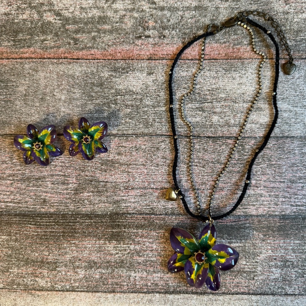 Y2K Betsey Johnson Tropical Flower Necklace & Earring Set